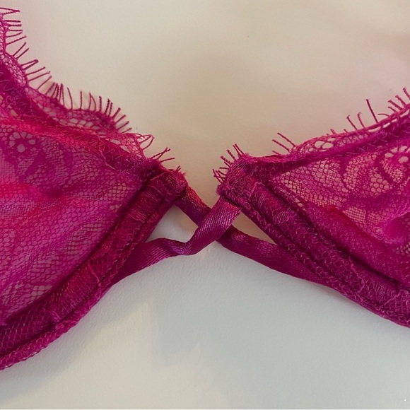 New! Victorias Secret Rose Lace Unlined Low-Cut Demi Bra fuchsia 20105 - Picture 5 of 9
